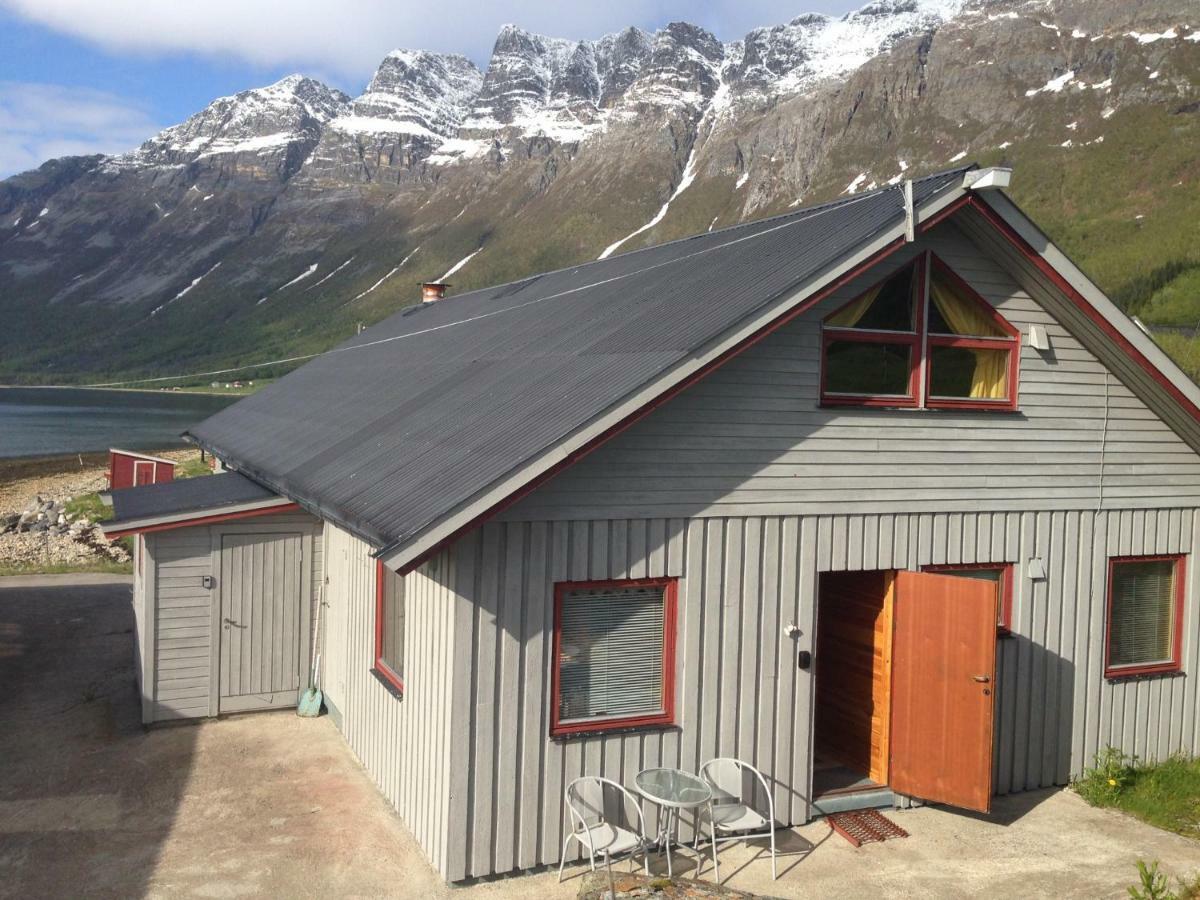 Appartement Sondre Foroya Gard à Tromsø Extérieur photo